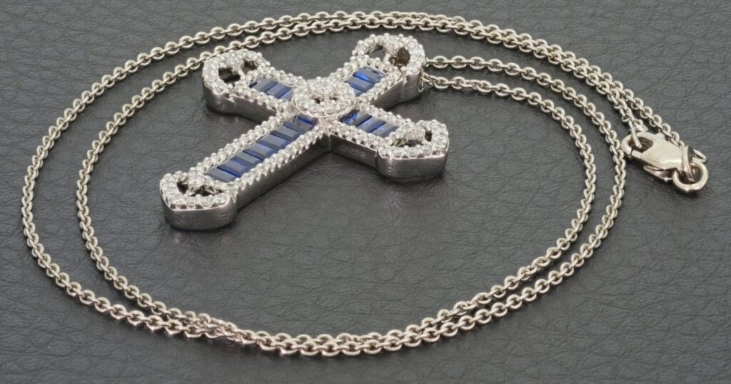 Diamond Cross Chain